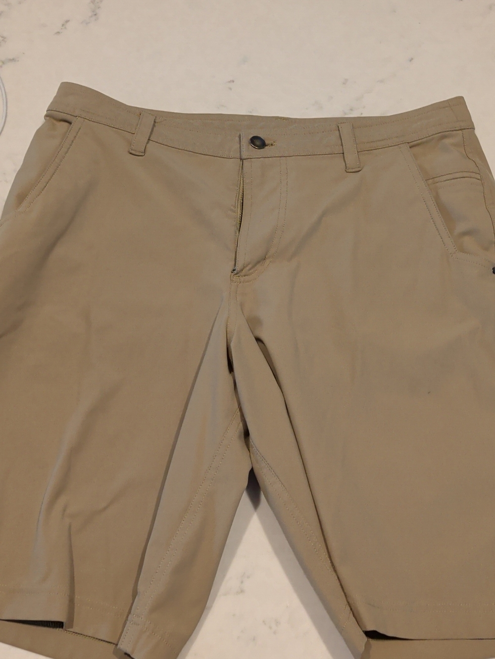 Lululemon Casual Pant Shorts Size 34